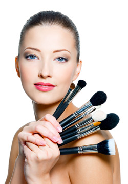 Top 10 Tips To Clean Make-up Brushes