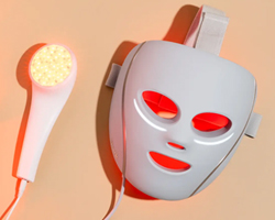 Red Light Therapy Masks