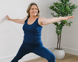 Mellara Gold Wall Yoga