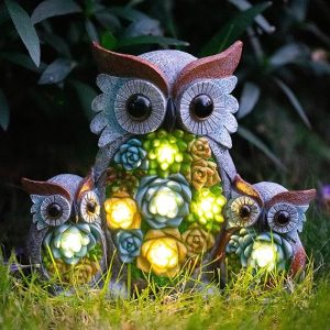 Solar Garden Statue Lights Owl Figurine with LED Lights, Outdoor Garden Succulent Ornaments Christmas Gift Waterproof Decoration for Outside Patio Yard Lawn Decor