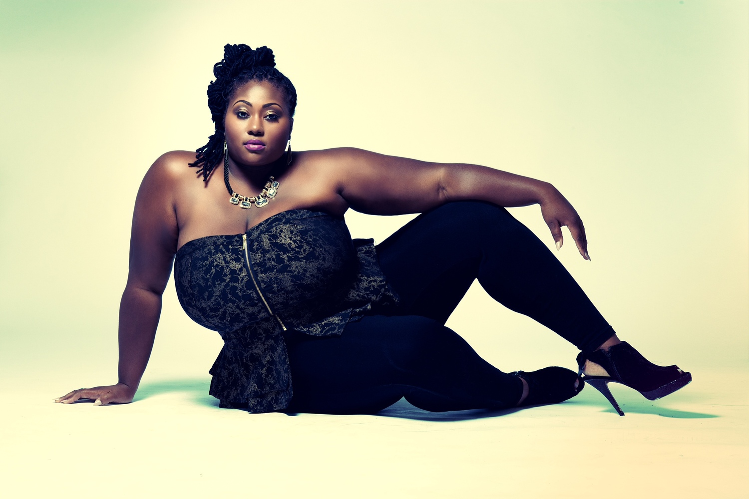 Jezra M Plus Size Model Advocate And Blogger Talks About Purebodylove Page 2 Of 4 Women