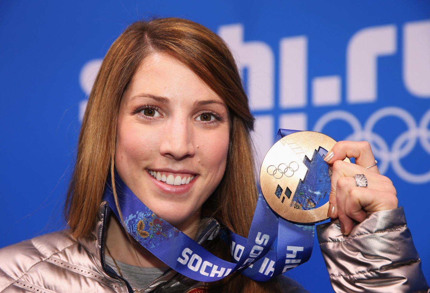 Erin Hamlin Luge Olympic Bronze Medalist And Us Best Female Athlete 2014 Reveals Her Fitness 3204