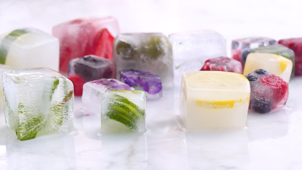 Fruit and Herb Infused Ice Cubes - Alice and Lois