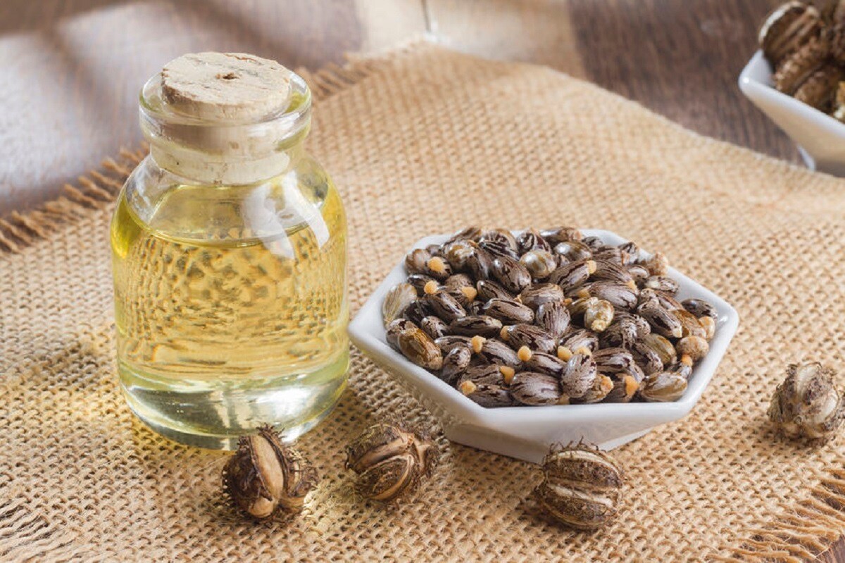 Castor Oil Magic: Your Skin & Hair’s Best Kept Secret! - Women Fitness